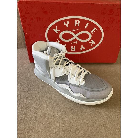 Nike Men’s Kyrie Infinity TB Sz 14 NIB Wolf Gray White Basketball Shoes - Picture 2 of 11
